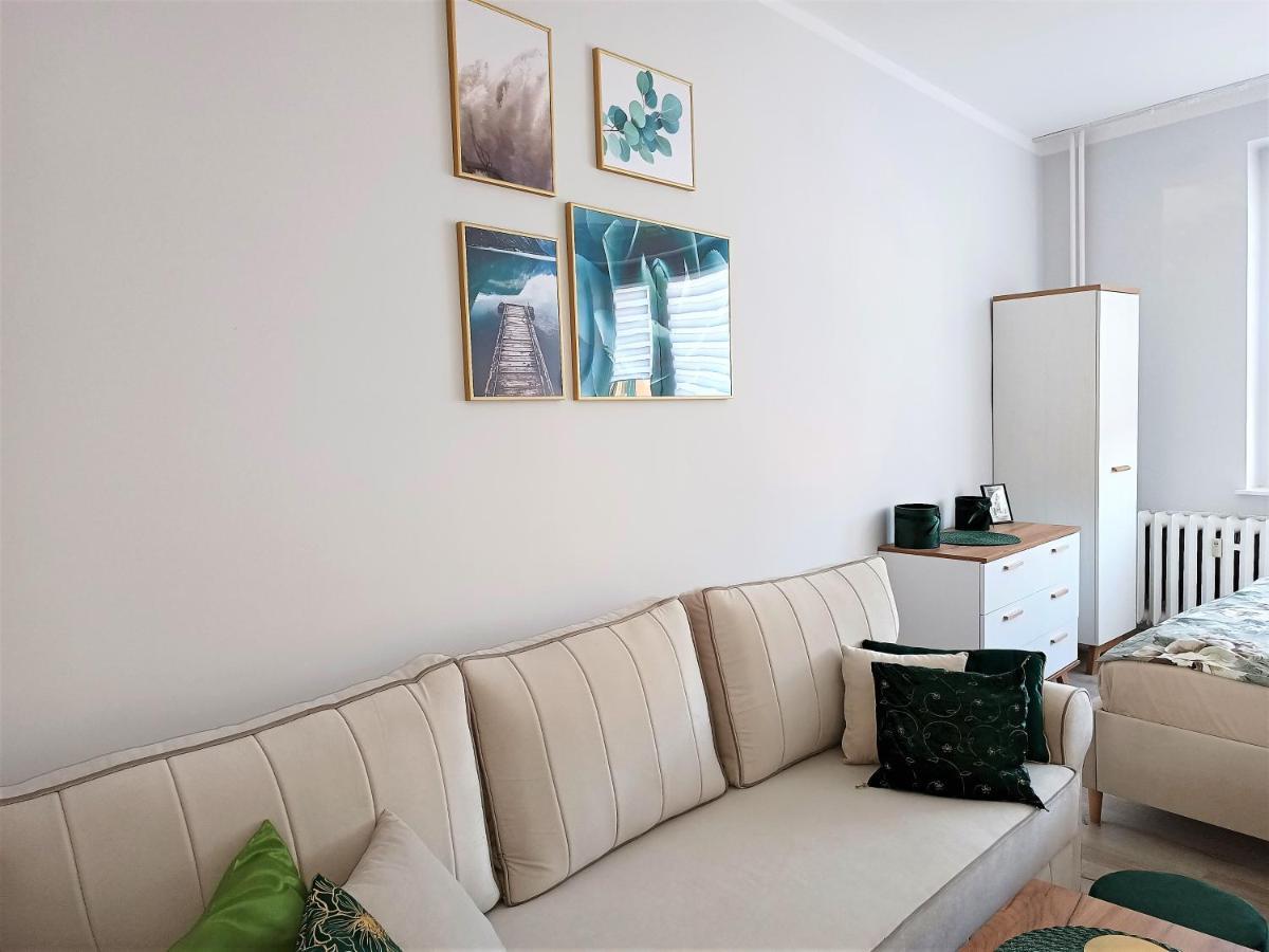 Szmaragdowy Apartament Przy Ulicy Opolskiej تارنوفسكي غوره المظهر الخارجي الصورة