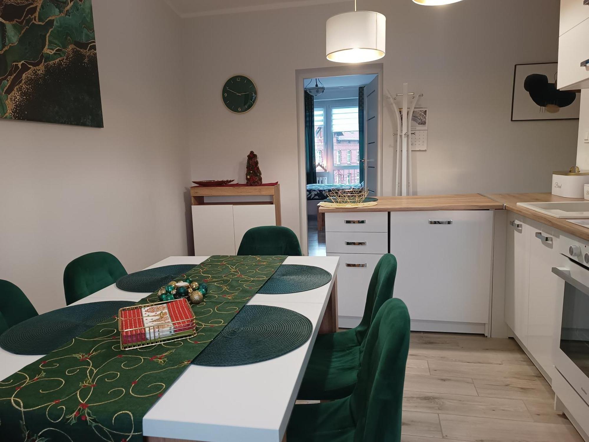 Szmaragdowy Apartament Przy Ulicy Opolskiej تارنوفسكي غوره المظهر الخارجي الصورة